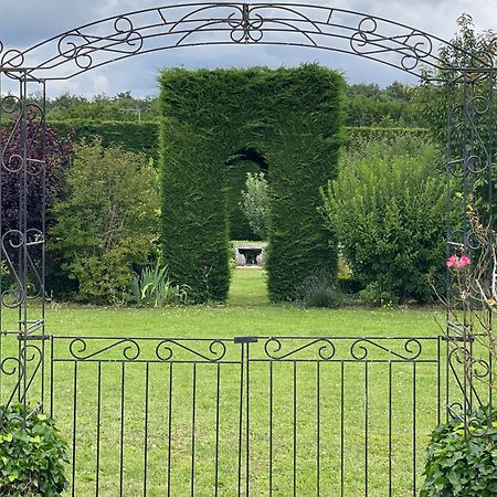 Maison De Famille Pres De Montargis - Elegance Et Confort En Foret - Fr-1-590-354 Paucourt 外观 照片
