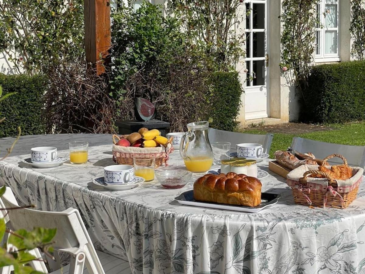 Maison De Famille Pres De Montargis - Elegance Et Confort En Foret - Fr-1-590-354 Paucourt 外观 照片